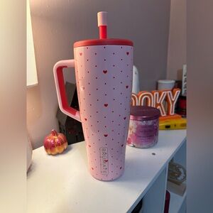 NWT Brumate 40oz Era Red Hearts / Be Mine